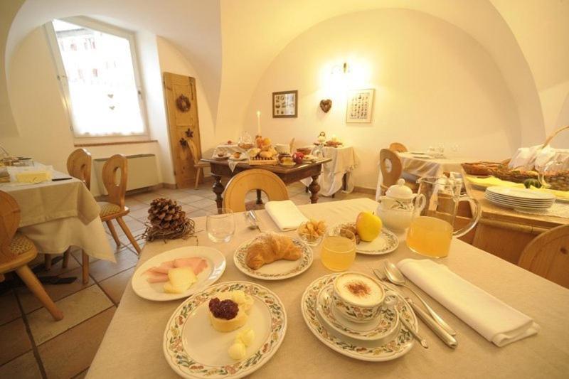 Locanda Alpina Brez Exteriör bild